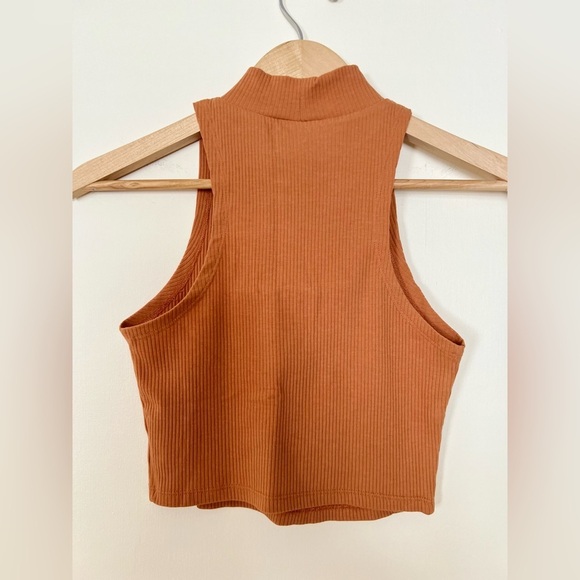 Aeropostale Women Crop Tank Top Medium Brown Ribbed Turtle Neck Casual Boho Chic - Picture 3 of 14